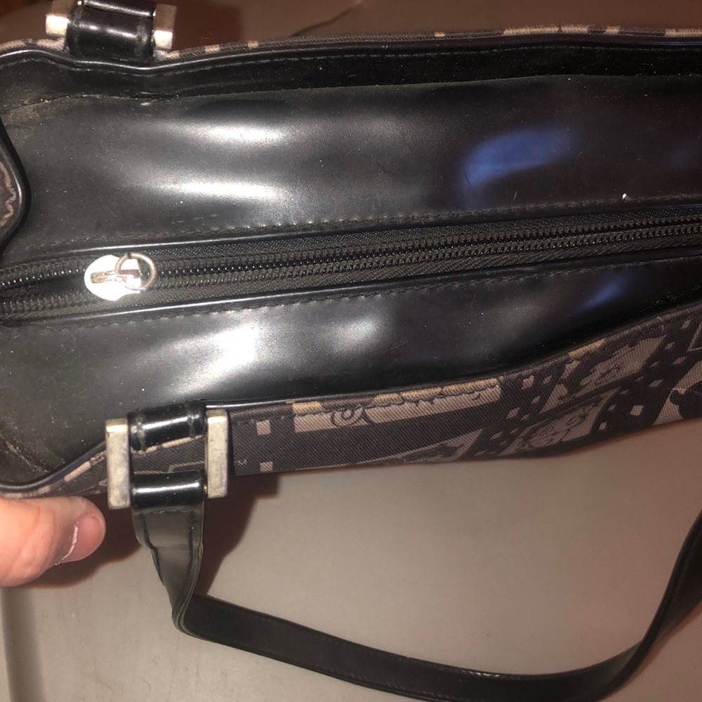 Purse - Picture 2 of 4